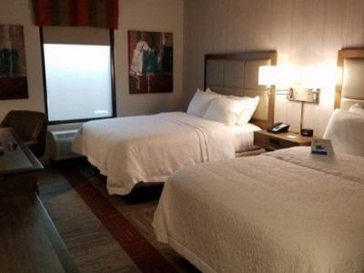 Hampton Inn & Suites Pittsburg Kansas Crossing Casino Near Pitt State Univ מראה חיצוני תמונה
